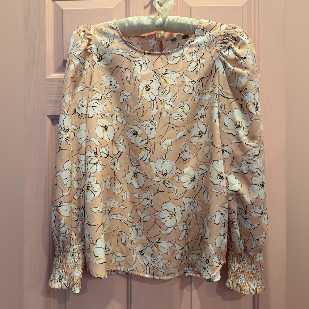 💕Anthropologie Pleione Floral Blouse Pink, White, and Black Long sleeve EUC